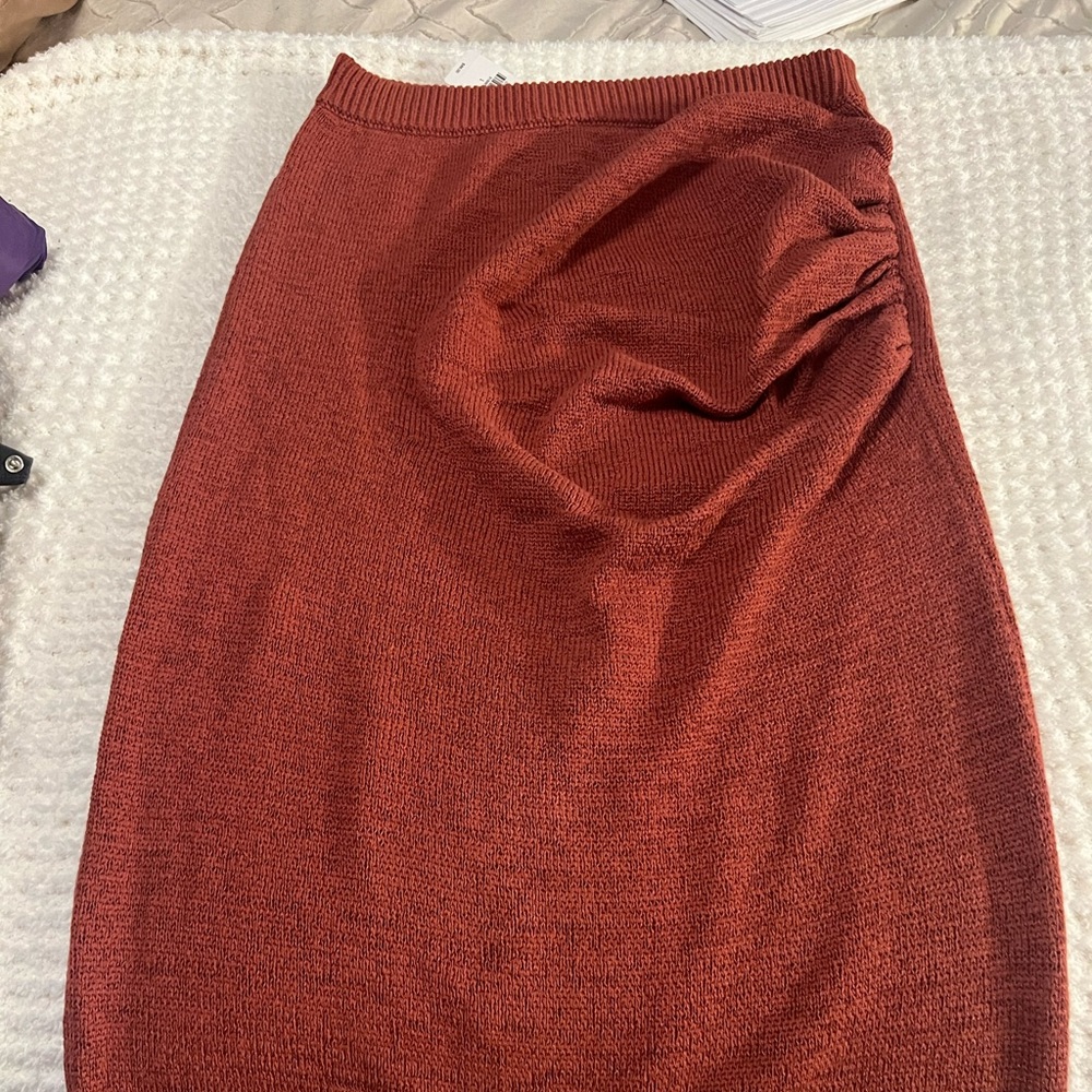 Sweater midi skirt